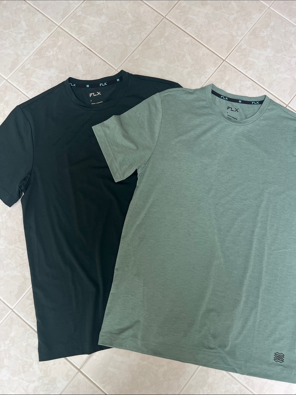 FLX Men’s Crew Neck T-Shirt in Dark Green and Sage